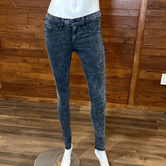 rag & bone Women's Black Acid-Wash Skinny Jeans - Picture 1 of 8
